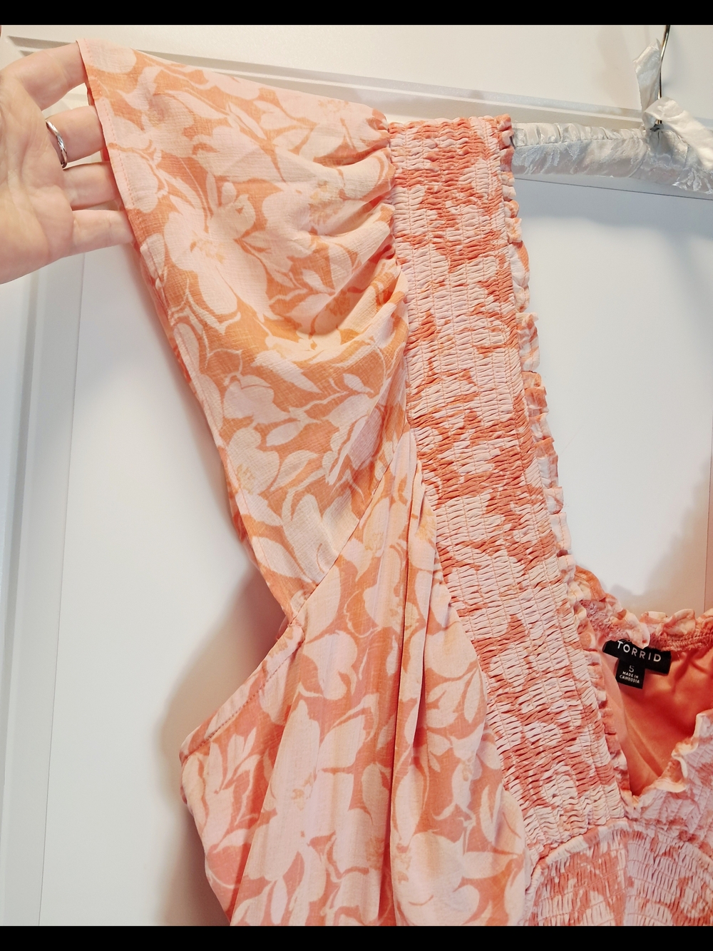 Torrid Coral Floral Chiffon Ruffle Deep V-Neck Smocked Back Mini Dress Plus Size - Picture 7 of 12